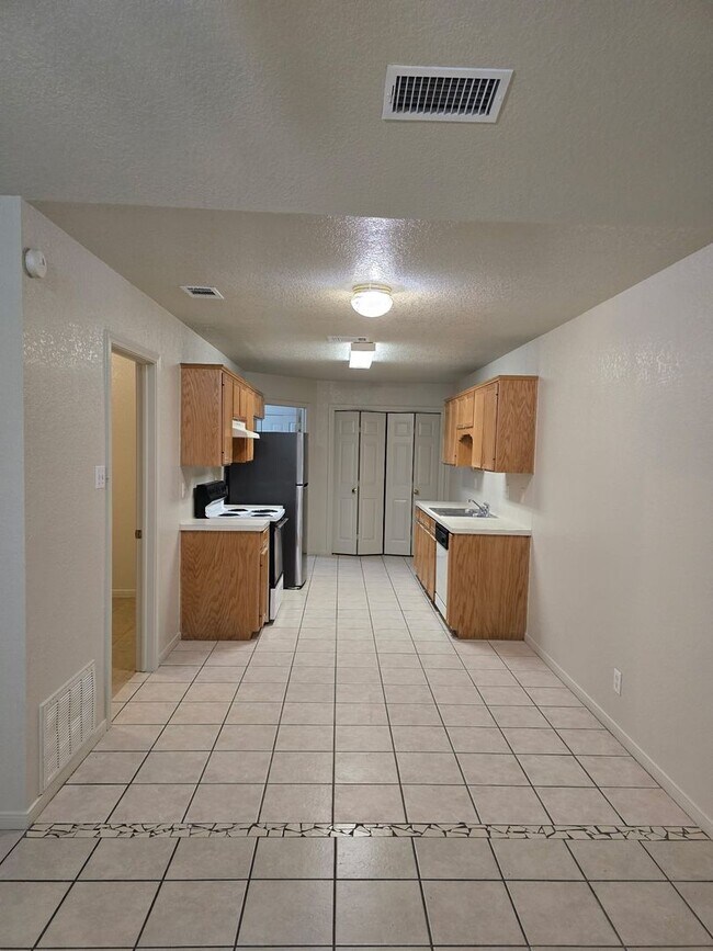 1602 Van Zanten Dr in Killeen, TX - Building Photo - Building Photo