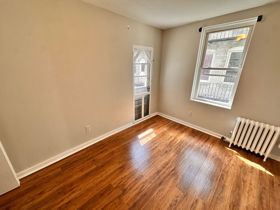 227-15 Hanover St, Unit 227 in Boston, MA - Building Photo