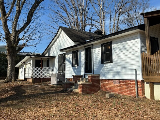 4729 Boyd Griffin Rd in Monroe, NC - Building Photo - Building Photo