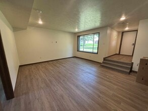 1823 E 34th St N in Sioux Falls, SD - Building Photo - Building Photo