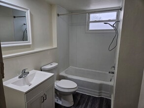 125 29th St NE, Unit 123 in Canton, OH - Building Photo - Building Photo