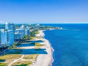 704 N Ocean Blvd, Unit 1002 in Pompano Beach, FL - Foto de edificio - Building Photo