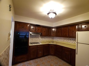 14762 Grand Central Pkwy-Unit -2 Fl in Queens, NY - Building Photo - Building Photo