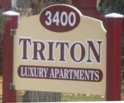 3400 E River Rd, Unit 8