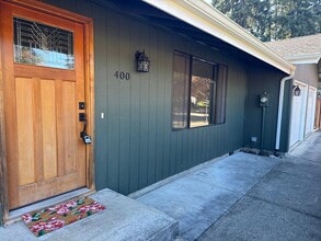 400 Kingsbury Ave in Eugene, OR - Building Photo - Building Photo