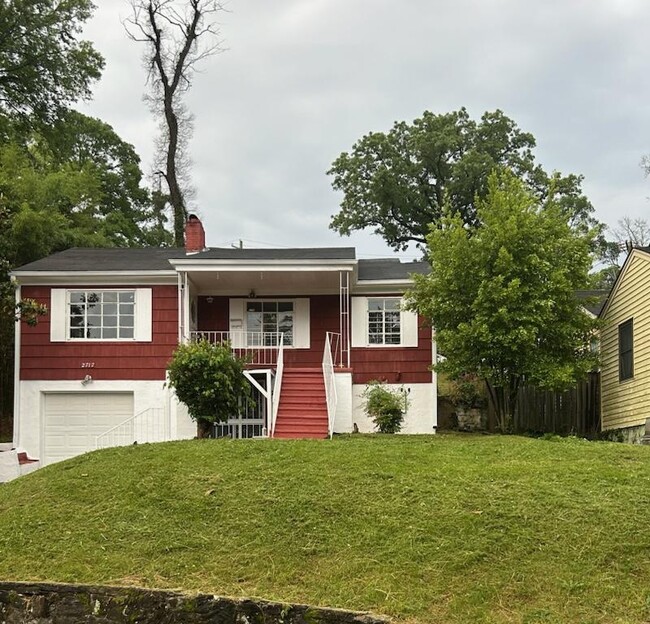 property at 2717 Bush Blvd