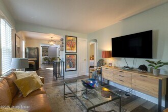 720 Gheens Ave in Louisville, KY - Building Photo - Building Photo