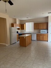 11056 Piedmont Valley Ave in Las Vegas, NV - Building Photo - Building Photo