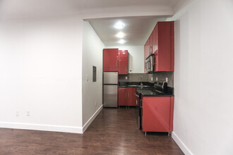 7223-7229 Willoughby in Los Angeles, CA - Foto de edificio - Interior Photo