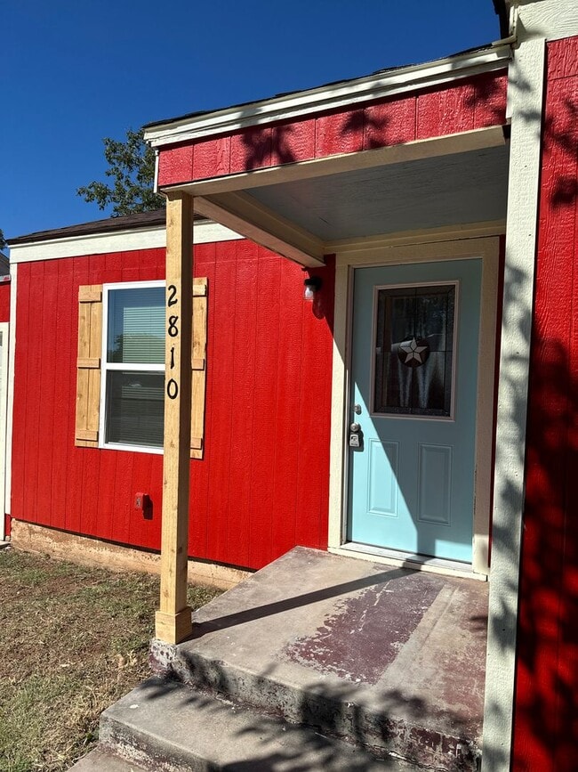 2810 S 10th St in Abilene, TX - Building Photo - Building Photo