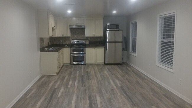 238 Windriver Trl, Unit Daylight Basement
