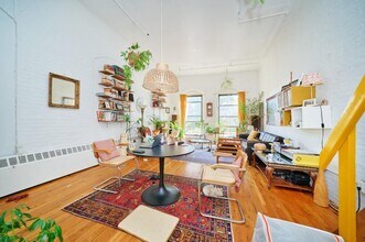 5 Delavan St in Brooklyn, NY - Building Photo - Building Photo