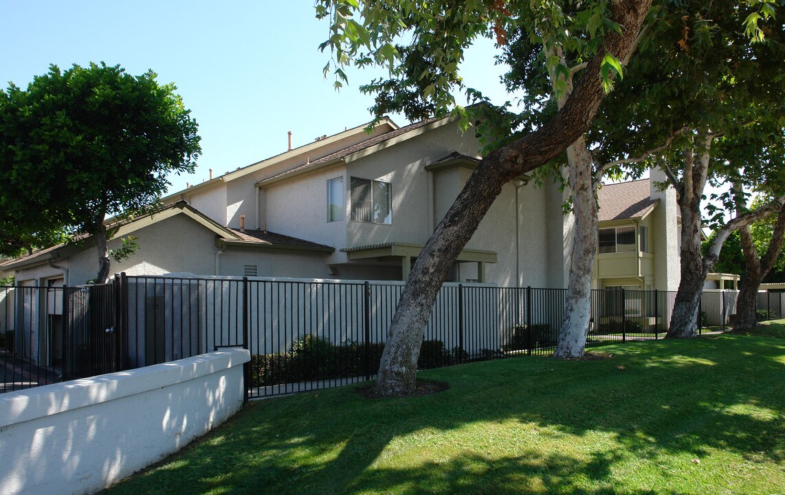 Woodlake Apartments in Lakeside, CA - Building Photo
