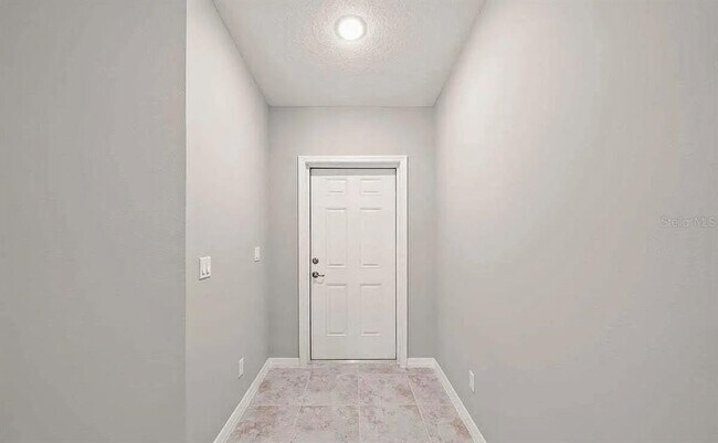 934 Tacaro Ave SE in Palm Bay, FL - Building Photo - Building Photo