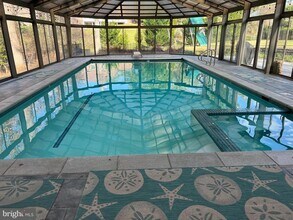 9049 Holly Leaf Ln in Bethesda, MD - Building Photo - Building Photo