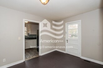 1545 Glendale Rd in Columbia, SC - Foto de edificio - Building Photo