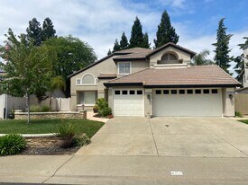 264 Thorndike Way in Folsom, CA - Building Photo