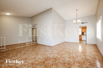 2733 E Larkspur Dr in Phoenix, AZ - Building Photo - Building Photo