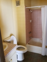12xx Lunalilo St in Honolulu, HI - Building Photo - Building Photo