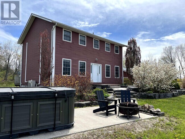 422 Partridge Hollow Rd in Prince Edward, ON - Building Photo - Building Photo