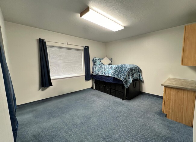 property at 677 E 600 N