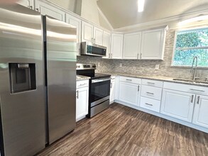 13043 Sullivan Ln in Gulfport, MS - Building Photo - Building Photo