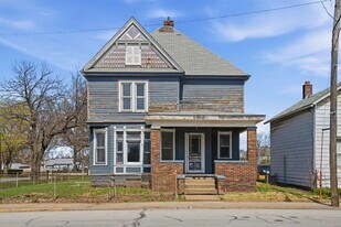 1405 7th Ave in Rock Island, IL - Building Photo