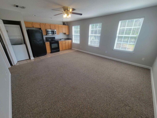 4247 Raleigh Way in Tallahassee, FL - Building Photo - Building Photo