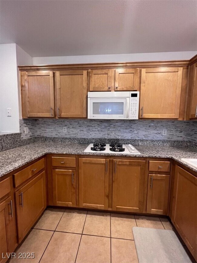 75 E Agate Ave in Las Vegas, NV - Building Photo - Building Photo