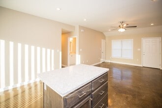 701 Tawn Dr in Jonesboro, AR - Foto de edificio - Building Photo