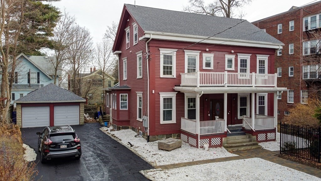 37 Park St in Malden, MA - Building Photo