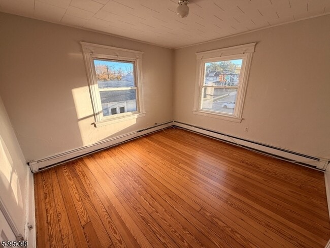 38 Morris Ave in Springfield, NJ - Building Photo - Building Photo