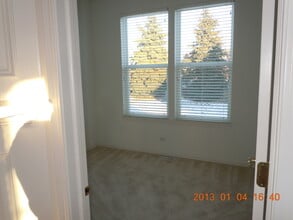 3 Tiverton Ct in Algonquin, IL - Building Photo - Building Photo