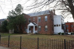 1245 S Carolina Ave SE in Washington, DC - Building Photo
