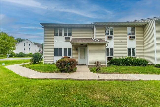 312 Ruth Ct in Middletown, NY - Building Photo - Building Photo
