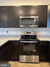 104 Baker Dr in Luray, VA - Foto de edificio - Building Photo