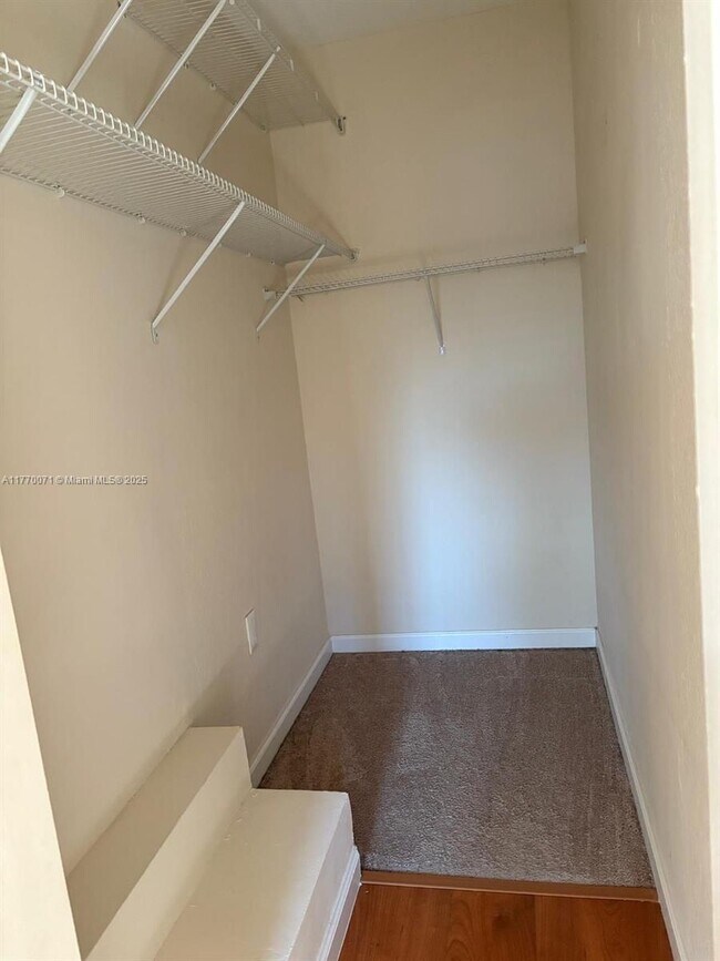 21109 NW 14th Pl in Miami, FL - Building Photo - Building Photo