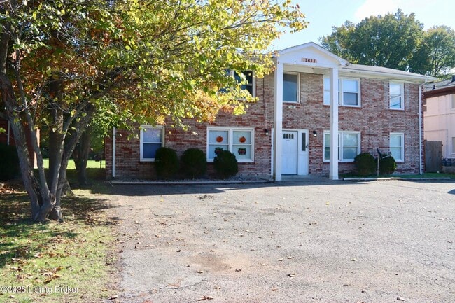 12611 E Orell Rd in Louisville, KY - Building Photo - Building Photo