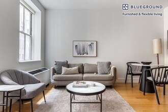 63 Wall St, Unit FL1-ID1336 in New York, NY - Building Photo - Building Photo