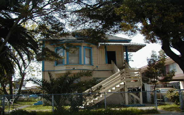 563-567 S 30th St in Richmond, CA - Building Photo - Building Photo