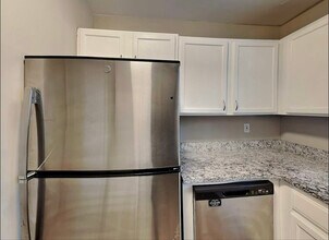 2497 Brentwood Rd in Decatur, GA - Building Photo - Building Photo