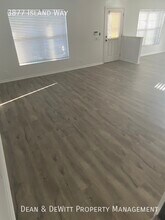 3877 Island Way in St. Petersburg, FL - Building Photo - Building Photo