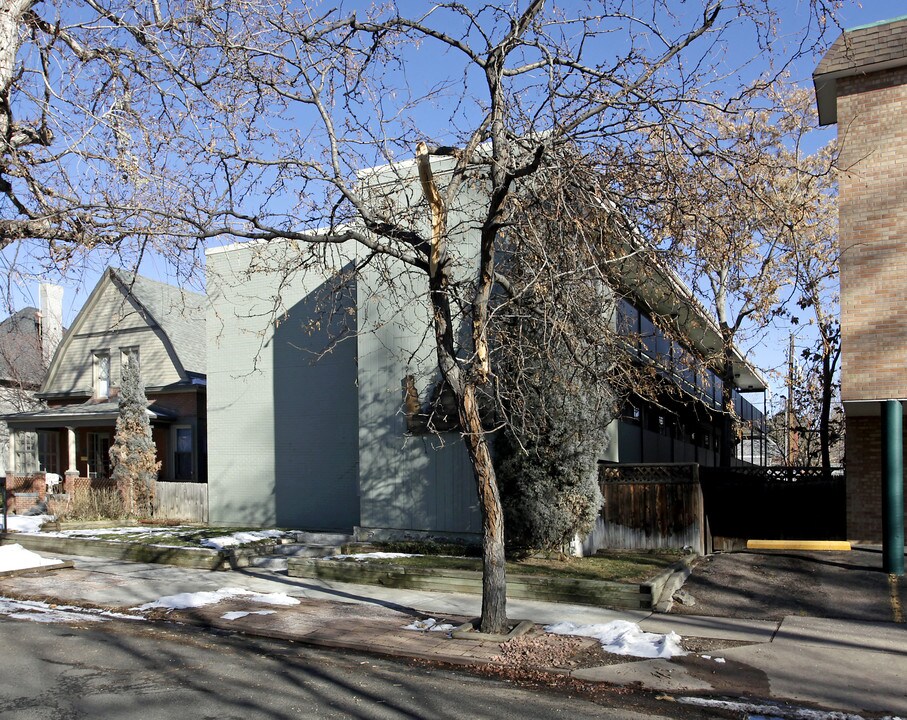 Canyon House in Denver, CO - Building Photo
