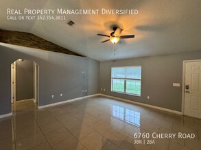 6760 Cherry Rd in Ocala, FL - Building Photo - Building Photo