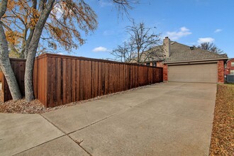 6005 Pine Meadow Ln in McKinney, TX - Building Photo - Building Photo