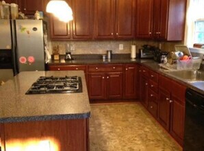 8702 Military Post Ct in Fort Washington, MD - Building Photo - Building Photo