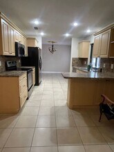 1328 NW 86th Way in Coral Springs, FL - Foto de edificio - Building Photo
