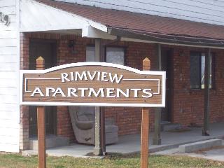 Rimview Apartments in Caldwell, ID - Building Photo - Building Photo