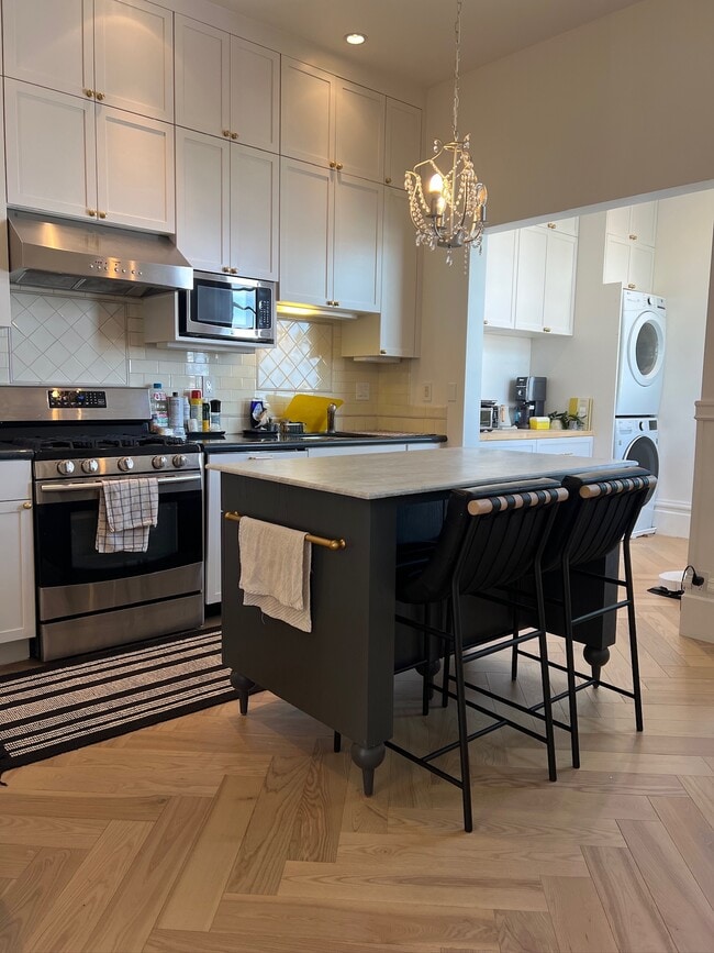 property at 868 Union St