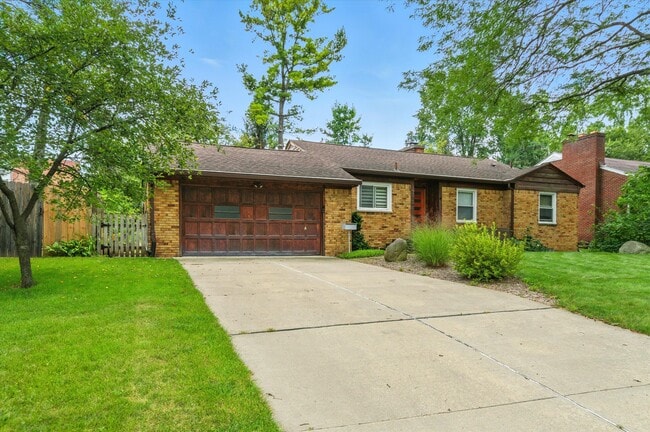712 Collegewood St in Ypsilanti, MI - Building Photo - Building Photo